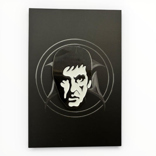 Classic Crime Boss Enamel Pin – Minimalist Streetwear Accessory